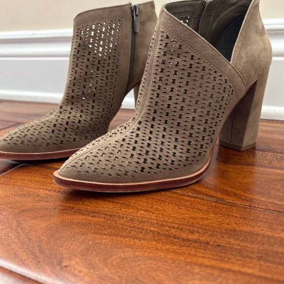Vince Camuto Lorva Suede Ankle Booties | Size 9 | Taupe | Block Heel |Perforated - Picture 2 of 7